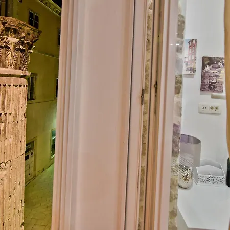 Maison d'hôtes Luxury Colonna 4*, Center Zadar