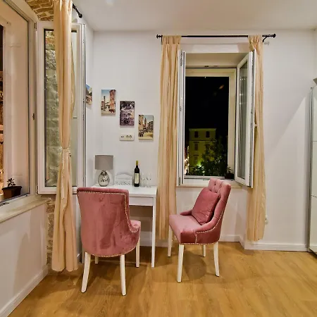 Gasthuis Luxury Colonna 4*, Center Zadar